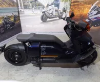 BMW CE04