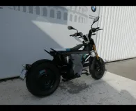 BMW E02 AM (50cm3) Pack Highline + Charge Rapide CE02 CE 02