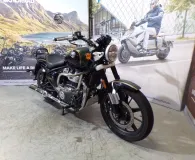 ROYAL ENFIELD Super Meteor 650 Interstellar