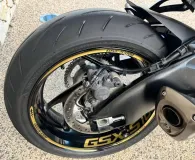 SUZUKI 1000 2023 + OPTIONS