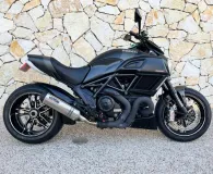 DUCATI Diavel 1200 Carbon ABS 2017