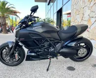 DUCATI Diavel 1200 Carbon ABS 2017