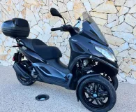 PIAGGIO 300 HPE ABS ASR + TOP CASE