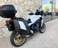 YAMAHA 9 900 GT 2024.  + top case et Akrapovic