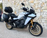 YAMAHA 9 900 GT 2024.  + top case et Akrapovic