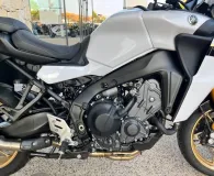 YAMAHA 9 900 GT 2024.  + top case et Akrapovic