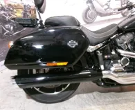 HARLEY-DAVIDSON SPORT GLIDE 107 BRIDABLE A2