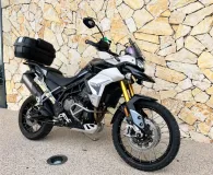 TRIUMPH 900 Rally Pro