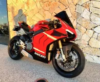 DUCATI V4 1103 S V4S avec une garantie 24 mois