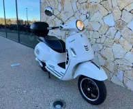 VESPA 125  Classic avec top case