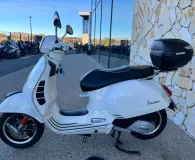 VESPA 125  Classic avec top case