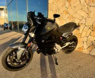 BMW 900 R  A2 full pack