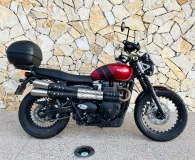 TRIUMPH 900 A2 AVEC BEAUCOUP D'OPTIONS