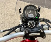 TRIUMPH 900 A2 AVEC BEAUCOUP D'OPTIONS
