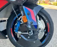BMW 1000 RR Avec ligne Racing Akra + origine Akra