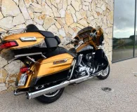 HARLEY-DAVIDSON TOURING ELECTRA GLIDE 1800 ULTRA LIMITED CVO FLHTKSE