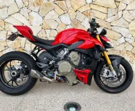 DUCATI 1103  V4 S 2023 avec Pot Akrapovic