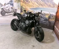 HONDA CB 1000 R+ 2023