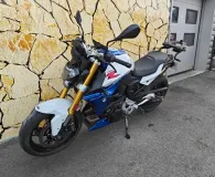 BMW F 900 R