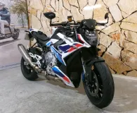BMW M 1000 R