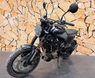 HUSQVARNA Svartpilen 125