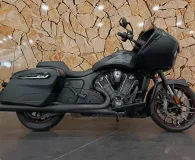 INDIAN Challenger 1768 Dark Horse 2022