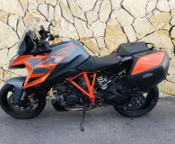 KTM Super Duke 1290 GT 2024