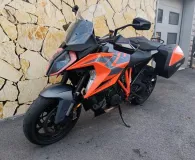 KTM Super Duke 1290 GT 2024