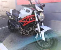 DUCATI Monster 796