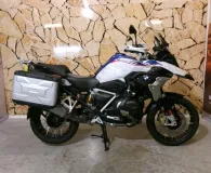 BMW R 1250 GS HP AKRAPOVIC + 3 PACKS + SHIFTER PRO