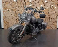 HARLEY-DAVIDSON Road King Classic 1690 Couleur ABS 2016