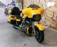 HARLEY-DAVIDSON CVO Street Glide 1923 2022