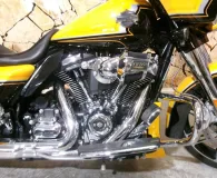 HARLEY-DAVIDSON CVO Street Glide 1923 2022
