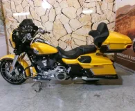 HARLEY-DAVIDSON CVO Street Glide 1923 2022