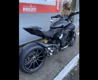 DUCATI Diavel 1158 V4