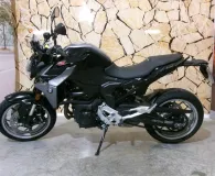 BMW F 900 R