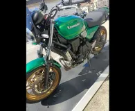KAWASAKI Z 650 RS 1ER MAIN 383 KMS (particulier)BRIDEE A2 A SAISIR
