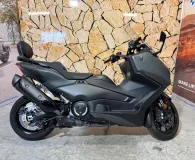 YAMAHA XP TMAX 562