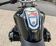 BMW 1250 R full pack + options