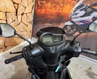 YAMAHA RayZR 125