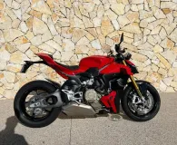DUCATI 1103  V4 S