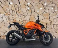 KTM BIKE 1390 SUPER DUKE R