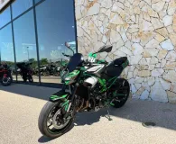 KAWASAKI 900 2025 125cv voir d'options