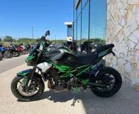 KAWASAKI 900 2025 125cv voir d'options