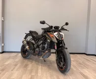 KTM Super Duke 1290 R ABS 2016