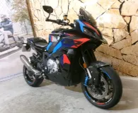 BMW M 1000 XR