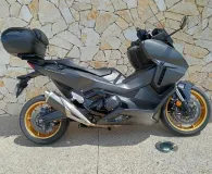 HONDA 2023 + TOP CASE
