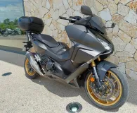 HONDA 2023 + TOP CASE