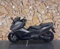 KYMCO 550 .