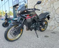 HONDA 750  2025 NOIR